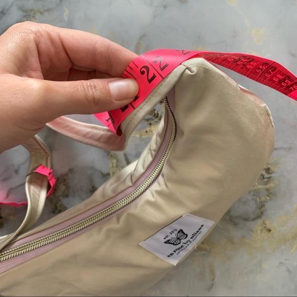 Gold shoulder bag - Picture 6 of 7